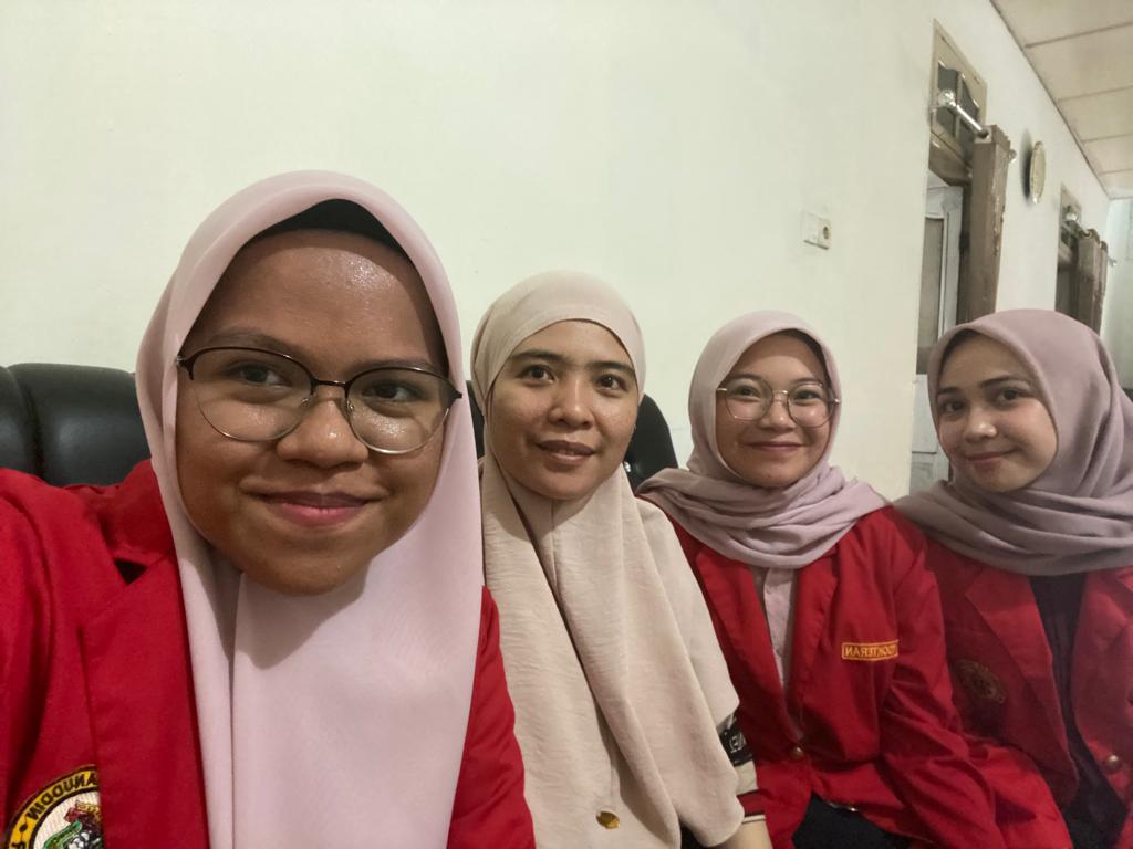 Kunjungan pertama (Perkenalan dan Membangun Hubungan Pendampingan bersama Ibu Satriani)